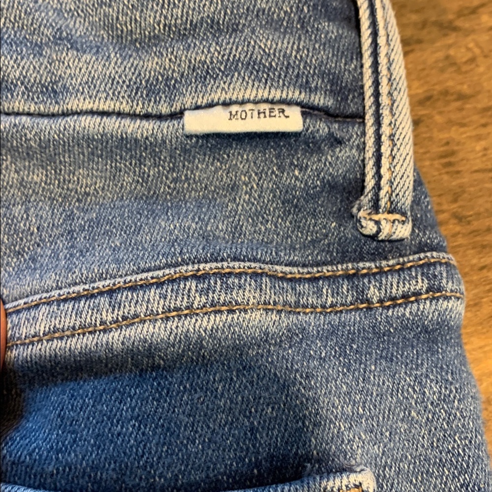 MOTHER High Waisted Looker Ankle Fray Denim Jeans in Hop On Hop Off size 24 - Picture 10 of 13